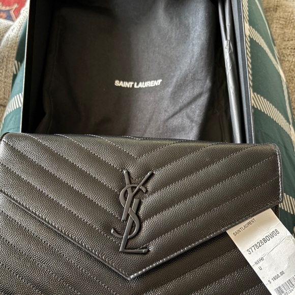 YSL Grain De Poudre Matelasse Chevron Monogram Monochrome Chain Wallet Black - Picture 4 of 13